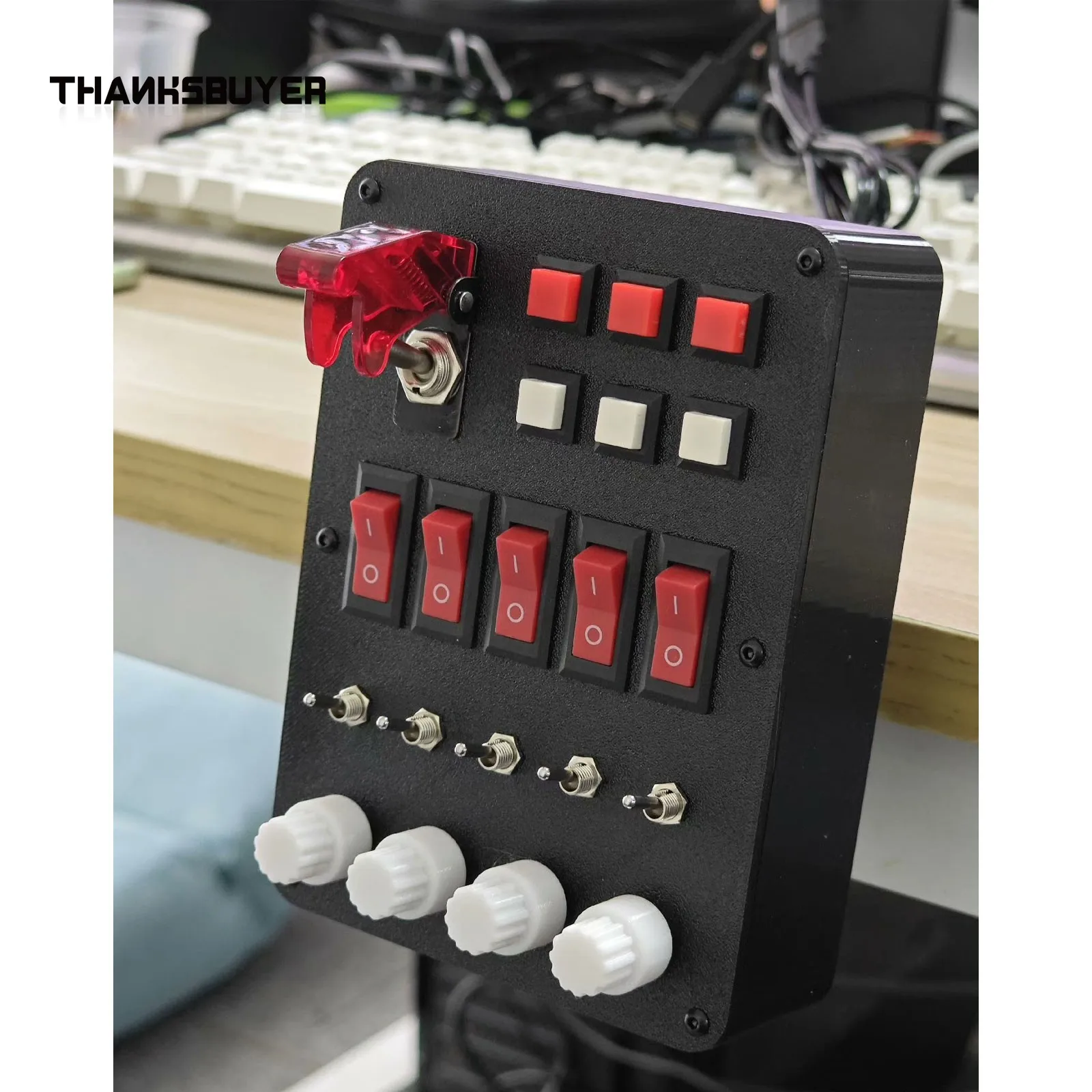 

Центральный блок управления гоночной игры/симуляцией полета PETG Корпус с 3D-печатью и шестью кнопками самосброса