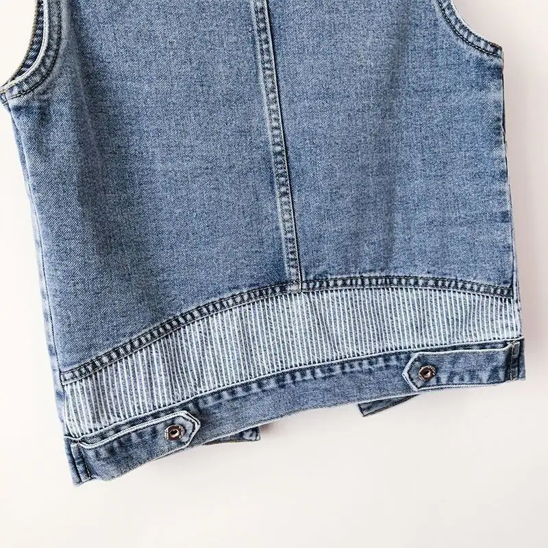 2024 Women\'s Summer New Original Design Fashion Commute Patchwork Pockets Button Striped Lapel Sleeveless Loose Denim Vest Coats