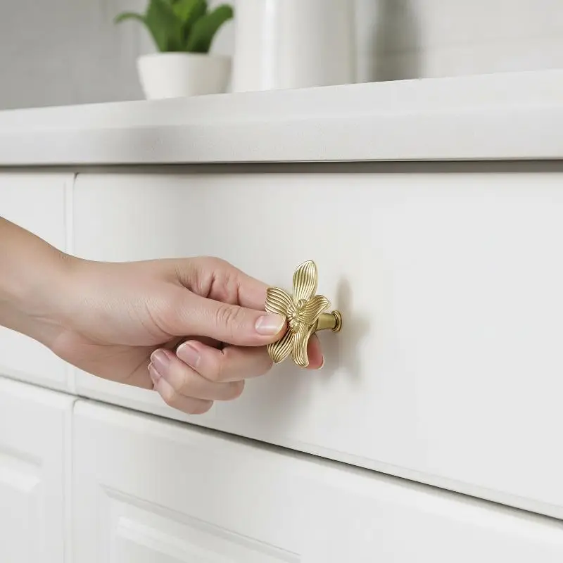 Vintage Floral Cabinet Pulls Creative Petal Single Hole Drawer Handles Durable Zinc Alloy for Office File Cabinet Desk Drawer