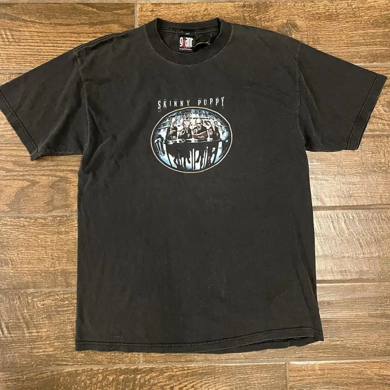 

Футболка Skinny Puppy Band с гигантской биркой