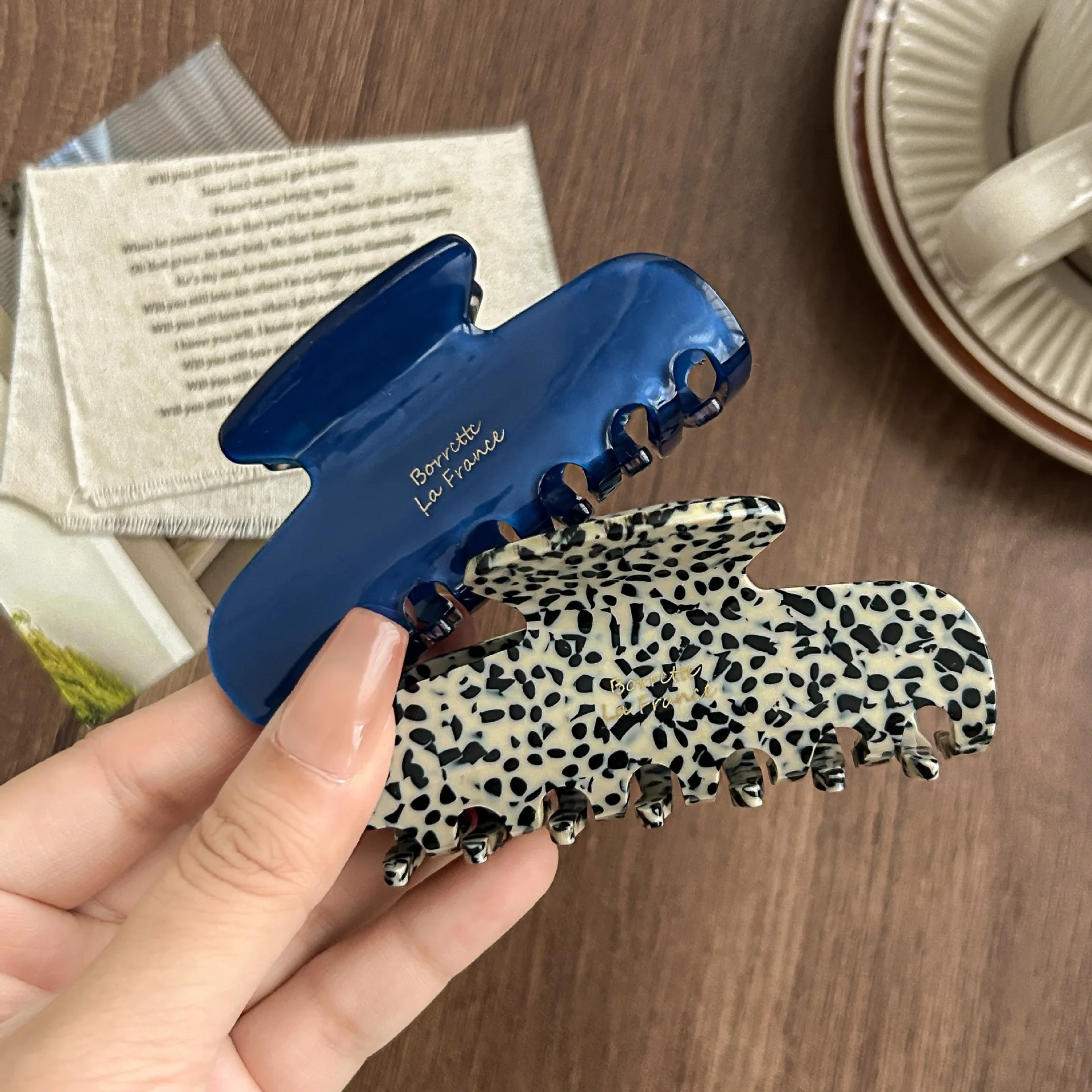 Thumbnail 3 - #27 New Trendy Hair Clips Arrivals