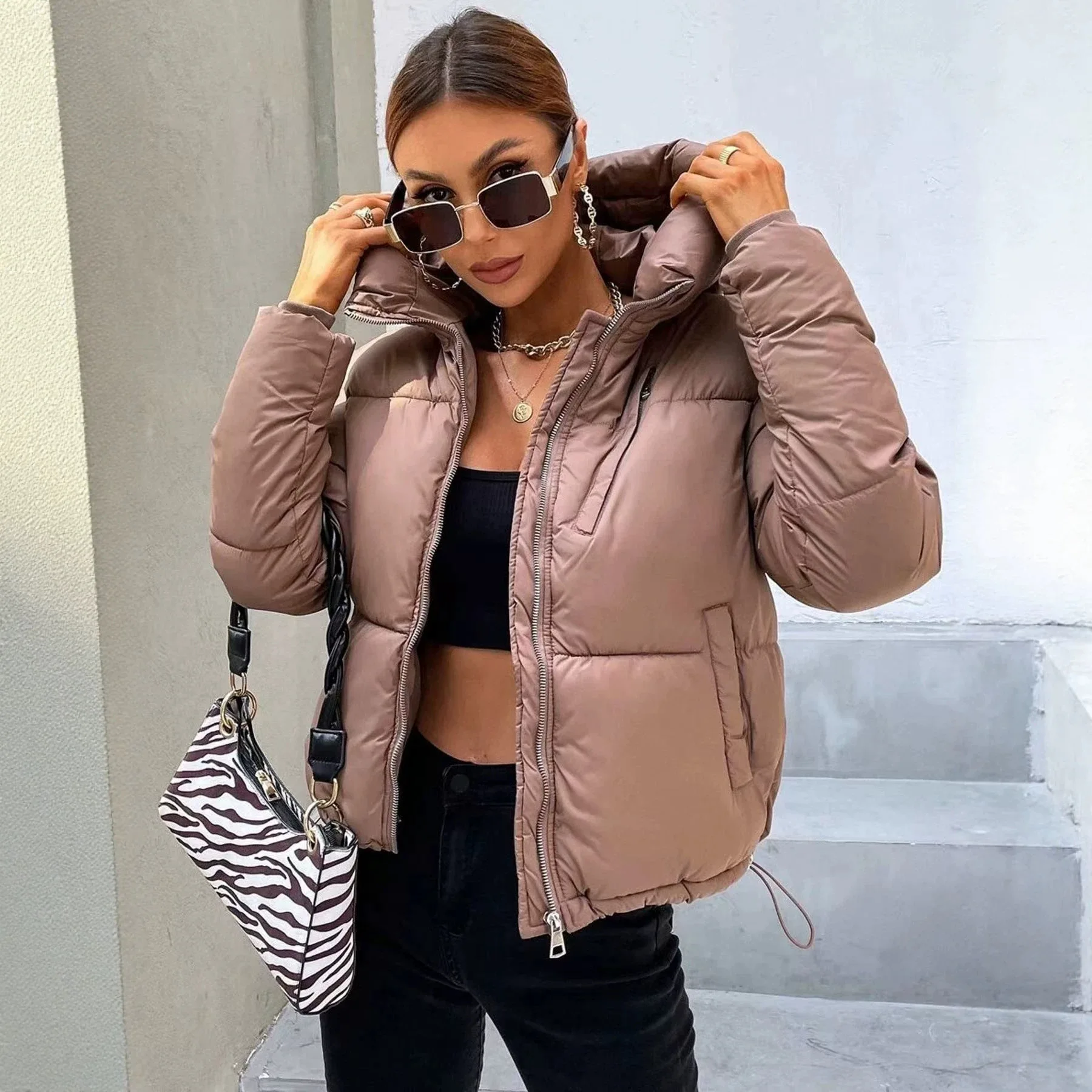 Autumn and winter ladies coat cotton coat bread coat trim waist belt bow hooded cotton coat pocket zipper cold cotton coat
