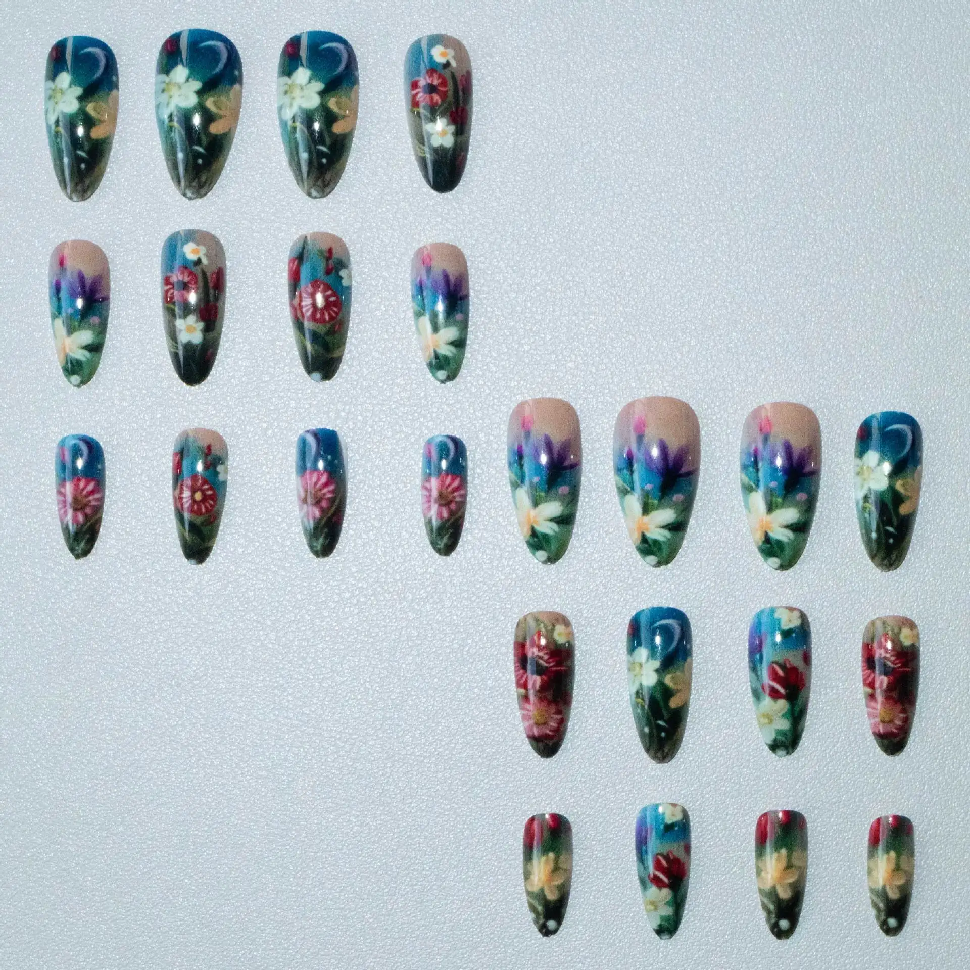 24 قطعة الزهور خمر اللوز عصا على الأظافر كاذبة غطاء كامل الأخضر التدرج الفرنسية الأظافر وهمية للنساء يمكن ارتداؤها مسمار نصائح التصحيح #2