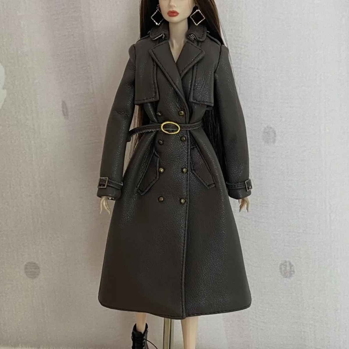 【60-giorni-di-produzione】-giacca-lunga-in-pelle-color-caffe-retro-1-6-a-doppio-petto-adatta-per-action-figure-e-bambole-con-corpo-supermodel-it-pp-fr2-st