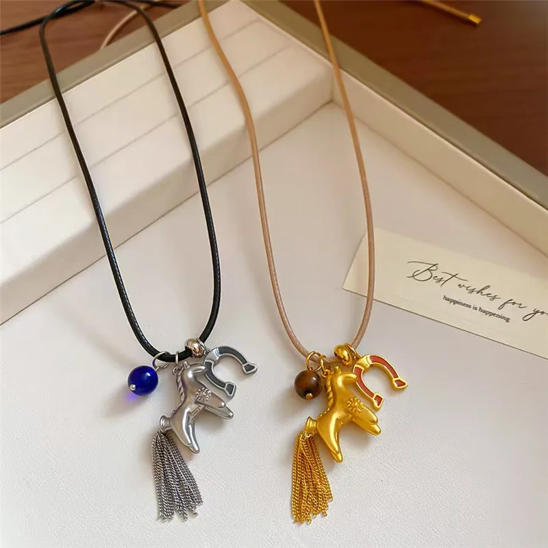 Korean Style Horse Stone Pendant Drawstring Hand Necklace for Women Unique Versatile High-End Sweater Chain Daily Wear Jewelry