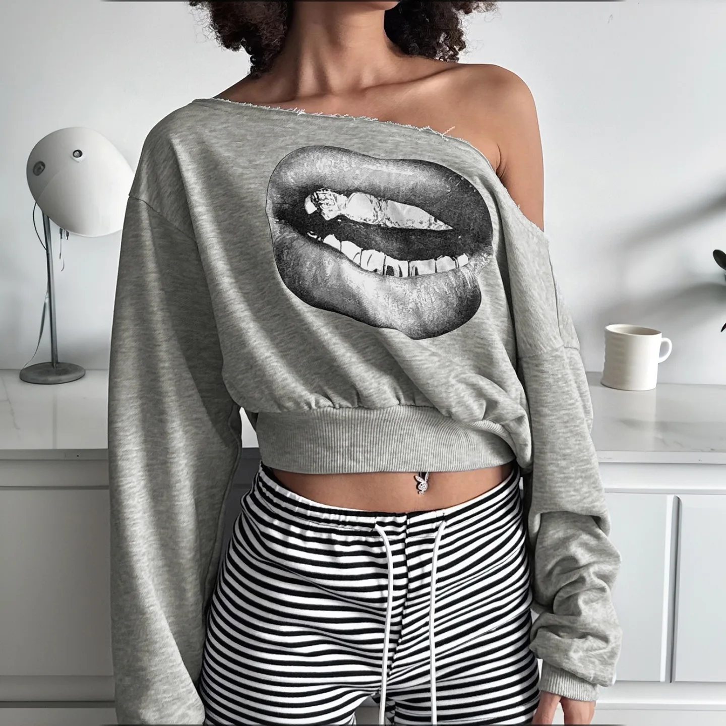 

Zeyla Women's Gray Lips Print Off Shoulder Sweatshirt-Loose Long Sleeve Crop Top,Edgy Street Style Outfit for Fashion-forward