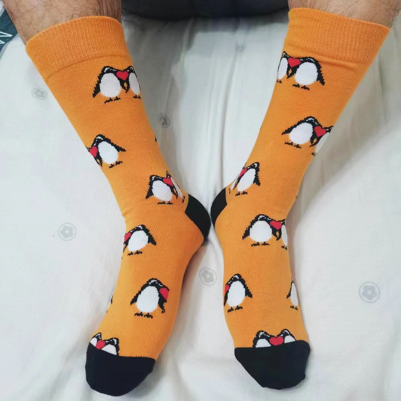 Cute Penguins Corgi Pattern Cotton Men Crew Sock Couple Crew Socks Gift Men Husband Cute Street Socks Novelty Funky Yellow Black