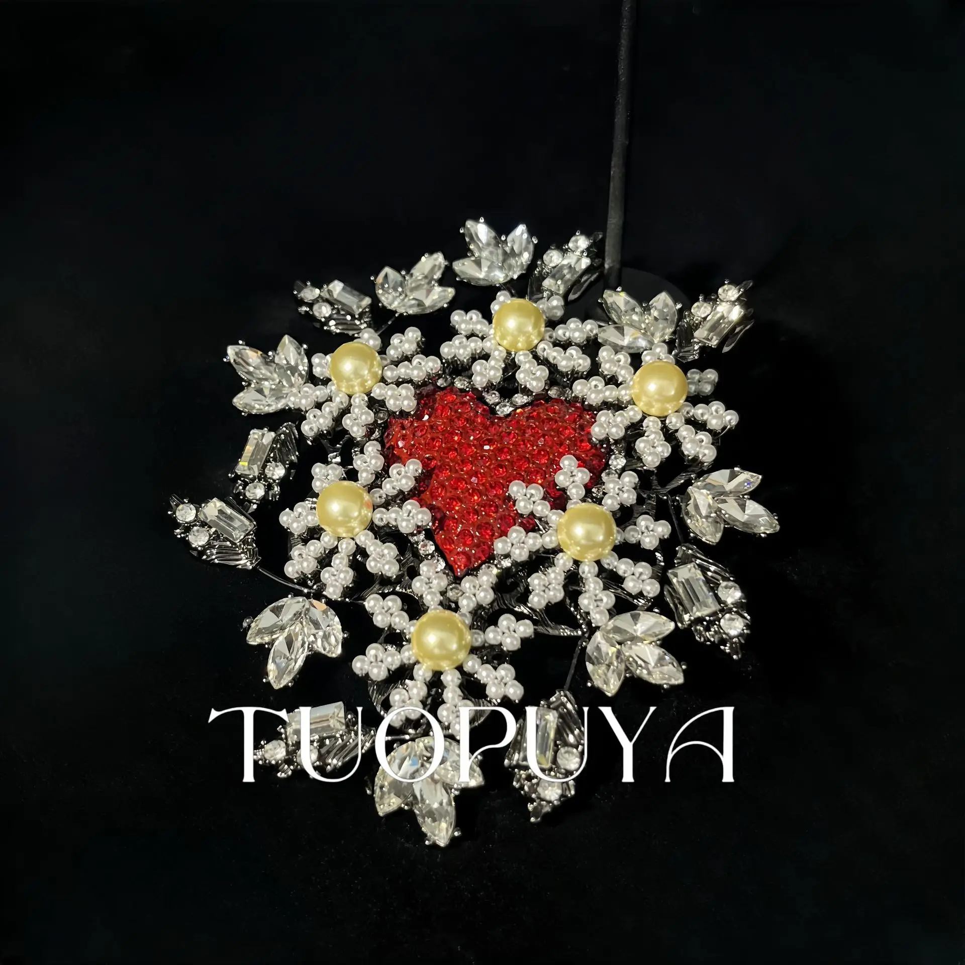 

Luxury Handmade Beaded flower Brooch, Red Love Exquisite Desflowerign Corsage Accessories
