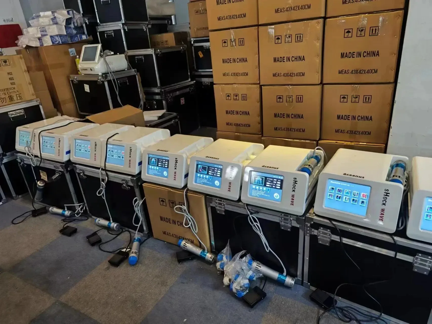 Najnowszy sprzęt do terapii falą uderzeniową 2024 do łagodzenia bólu, sprzęt do leczenia fizycznego, profesjonalne urządzenie medyczne.