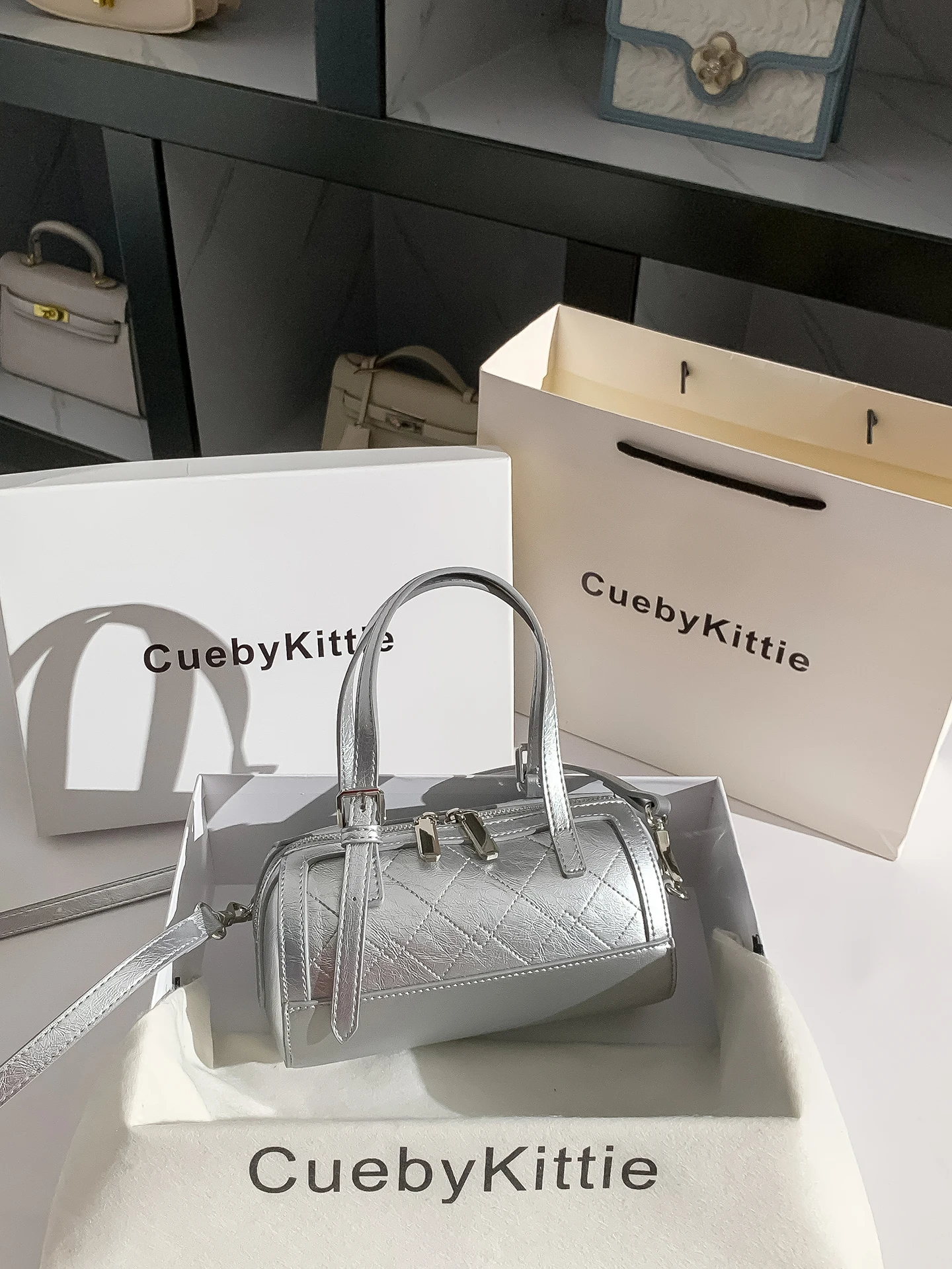 borsa-a-tracolla-cueby-kittie-in-pelle-con-motivo-a-diamante-argentato-per-donna-stile-casual-per-occasioni-di-tempo-libero