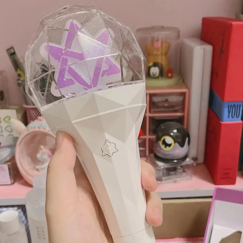 Kpop ASTRO Lightstick VER.2 Concert Merch Kim Myoung Joon Park Jin Woo Cha EunWoo Rocky Sanha Light Stick Toys regalo del ventilatore di natale