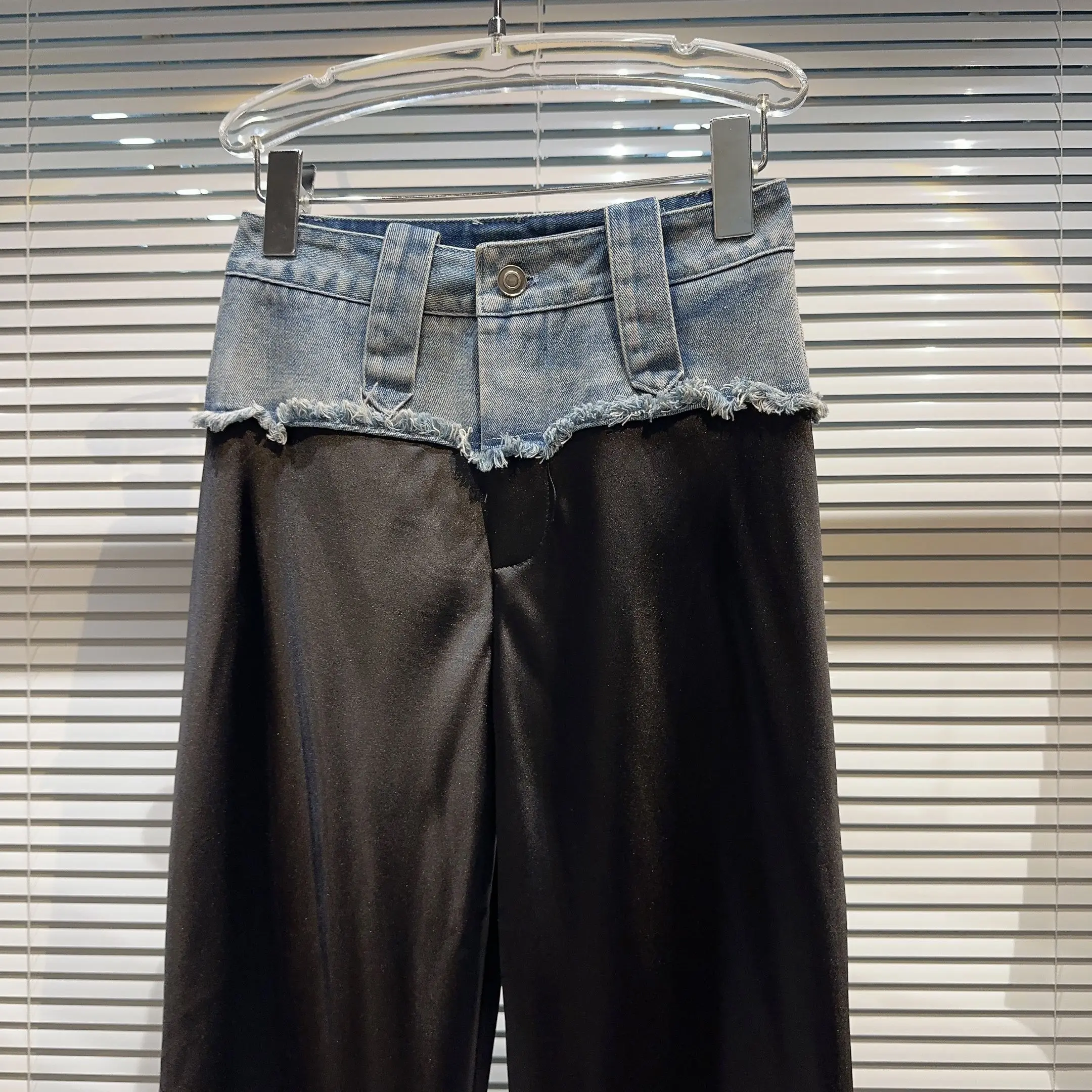 Trendy 2025 Autumn New Sle Spicy Girl Celebri Denim Frayed Patchwork Silk Casual Pants Women's Loose Fit Asymmetrical