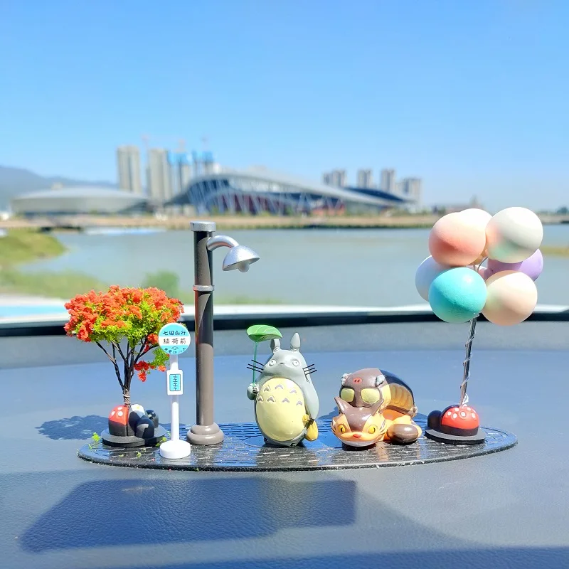 Conjunto de modelo de adornos de anime Miyazaki Hayao, mi vecino Totoro Xiaomei, hombre sin rostro, lindo modelo creativo, accesorios de coche,