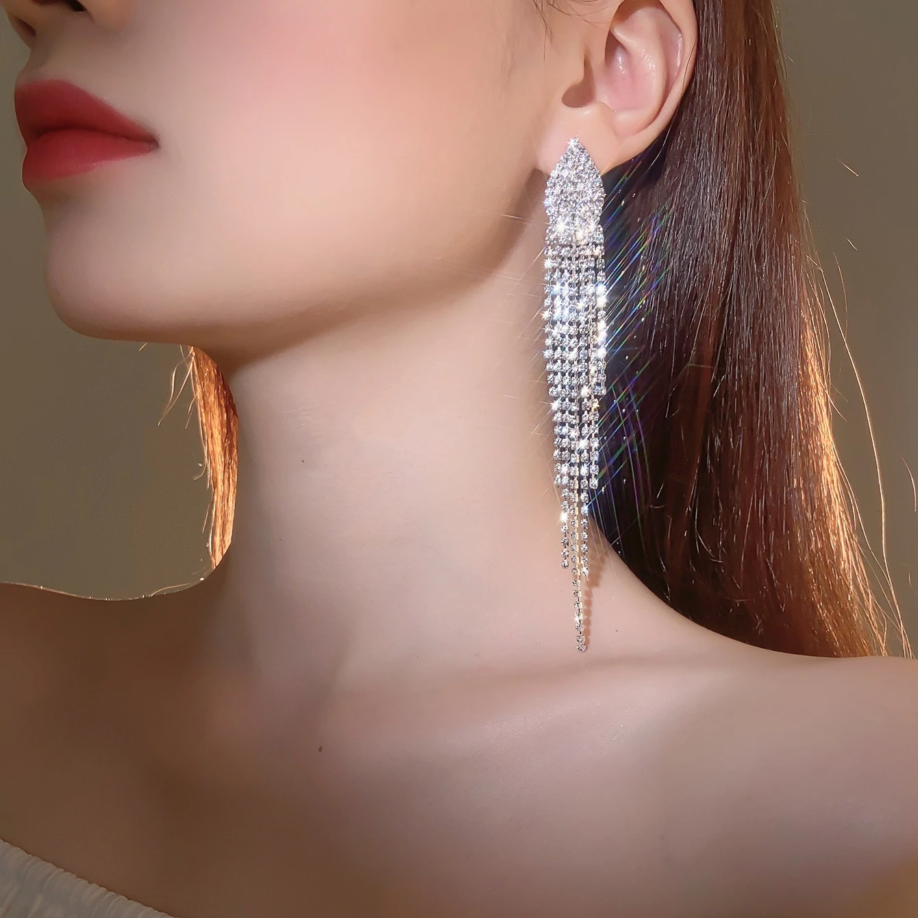 2022 Fashion Crystal Long Earrings for Women Jewelry Silver Color Rhinestone Wedding Party Dangle Earrings Brides Gifts