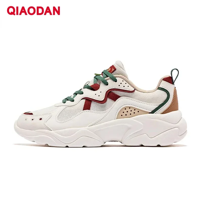 QIAODAN Female Breathable Mesh Casual Shoes Women's 2026 New Lightweight Shock-Absorbant Outdoor Sneakers XM26210311