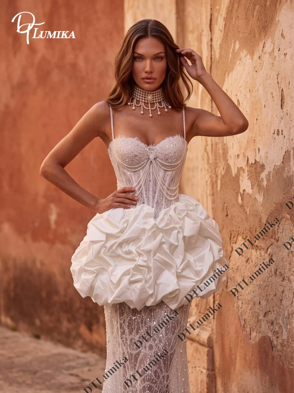 Unique Pearl Beaded Wedding Dresses Spaghetti Straps Lace Mermaid Bridal Gown with Satin Bubble Skirt Couture Wedding Dress