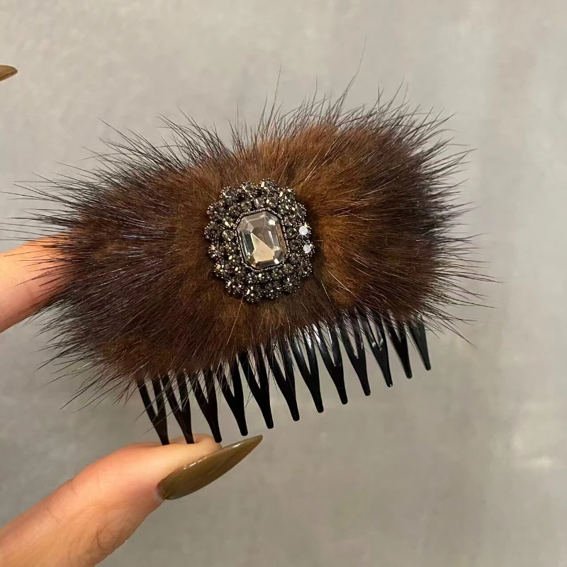 

New Cute Plush Natural Mink Fur Hairpin Hair Claw Women Elegant Temperament Real Fur Hairgrips Fashion Hair Accessories
