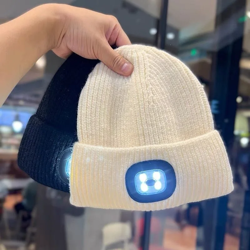 Unisex Rechargeable LED Light Knit Beanie Hat, Winter Warm Headlamp Beanie, Casual Knitted Cap for Running, Camping, and Hiking