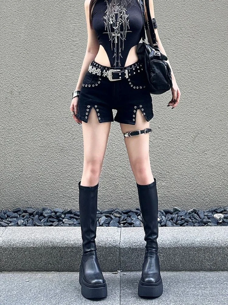 

Women Summer American Style Low Waist Rivet A- Line Slit Wide Leg Hot Pants Denim Sexy Y2K Fashion Street Short Jeans