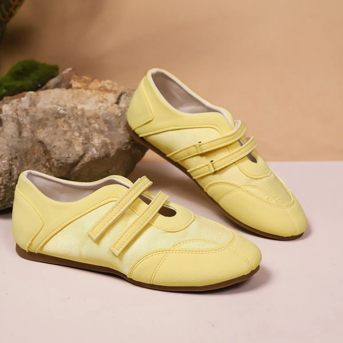 

Shallow Striped Sports Shoes, Women's Flat Ballet Shoes, Fashionable and Versatile Casual Vulcanized Shoes