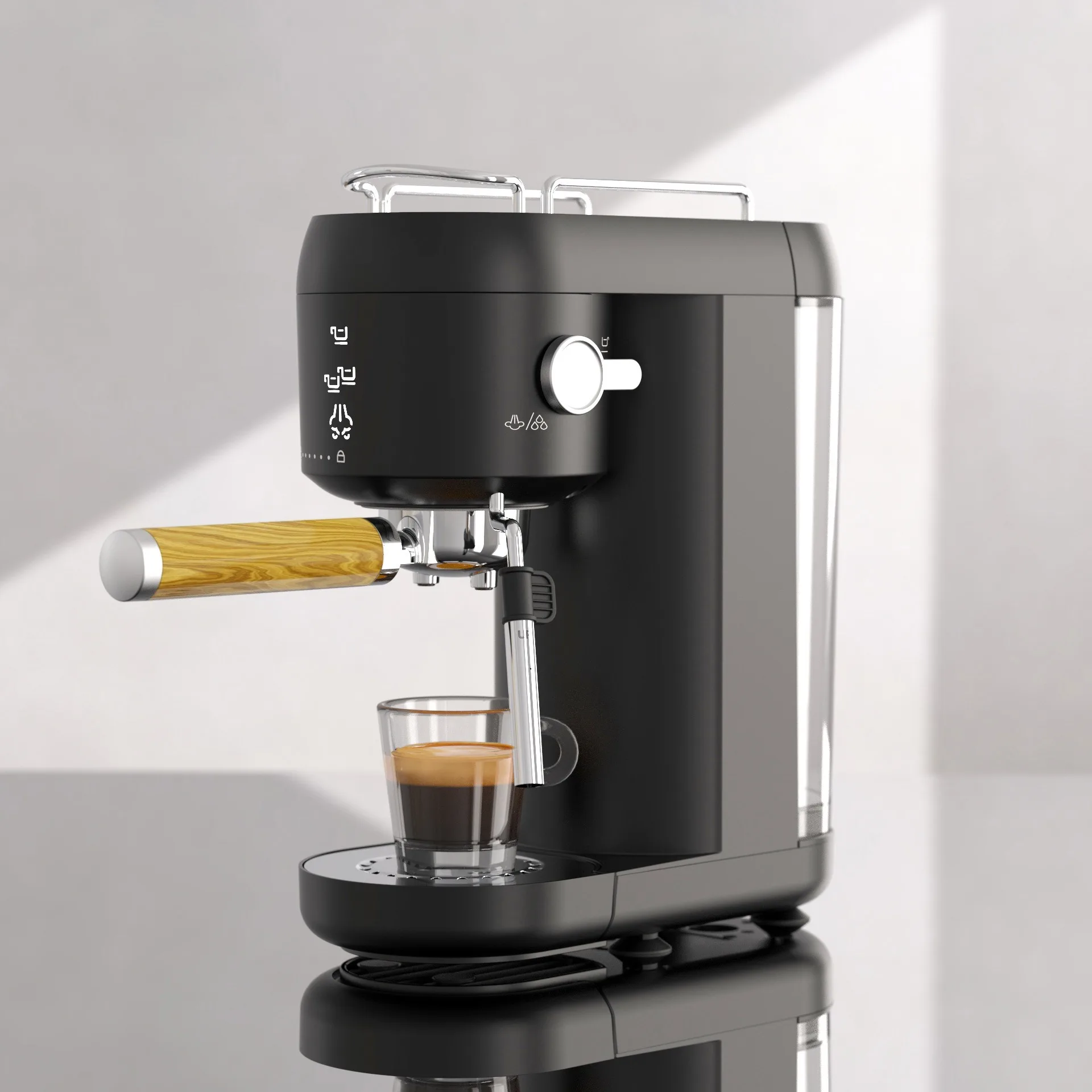 Italian Espresso coffee maker. Gourmet coffee machine at home. 15 bar pressure, capacity 1.1L, 1100W. EC685 model