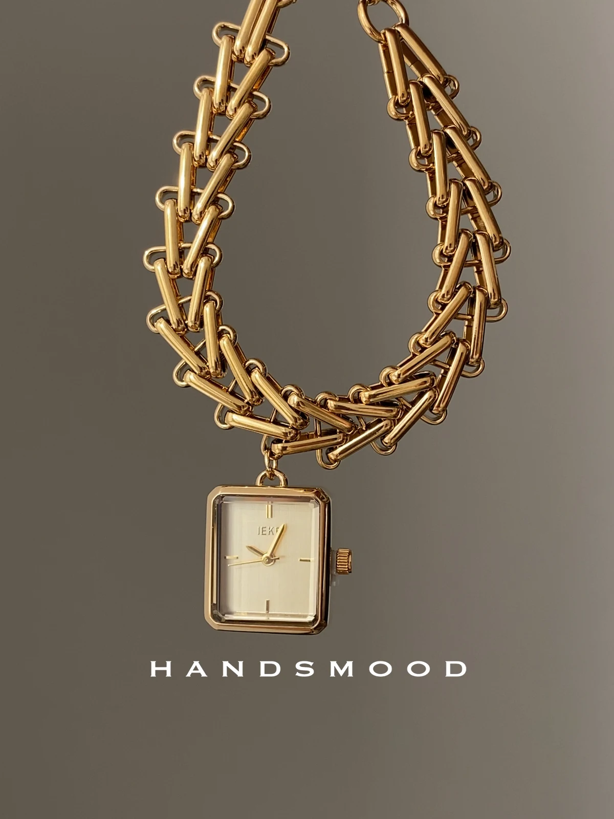 

Gold Watch with Triangular Wheat Ear Dial Creative Pendant Design High-Quality Fashion Luxury Premium Ladies' Watch Gift