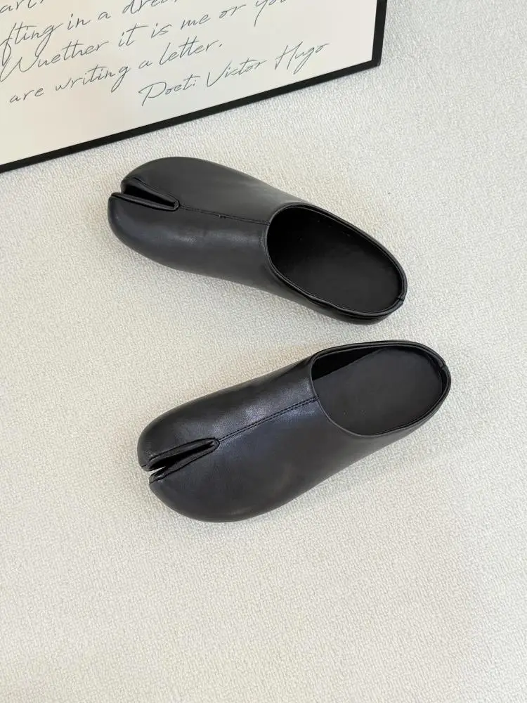 Women Split Toe Mules Soft Leather Tabi Clogs Casual Slip On Low Heel Backless Loafers Comfortable Vintage Flat Shoes for Female