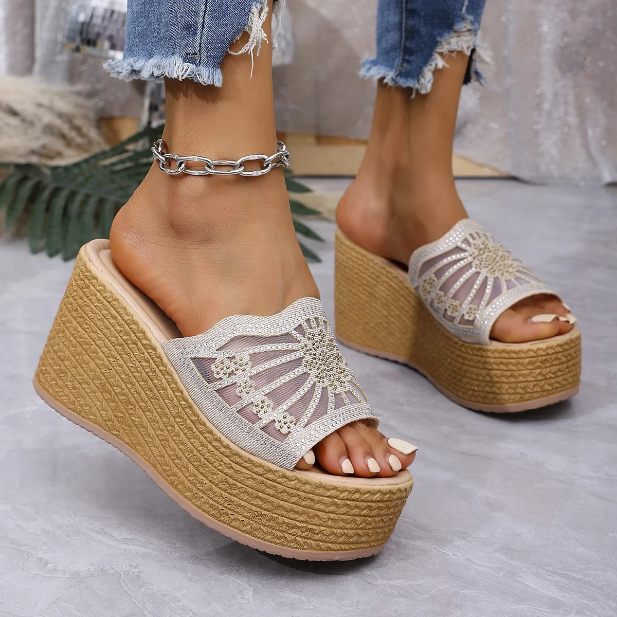 

Women Wedges Slippers Summer New Platform Shoes Women Beach High Heels Slippers Fashion Outdoor Designer Sandals Slides Women 42