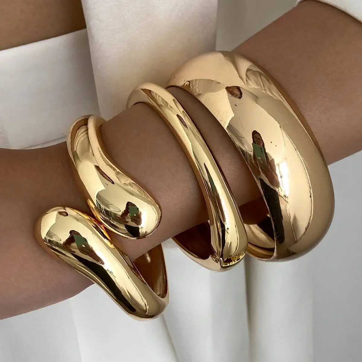 

SHIXIN 3 Styles Smooth Gold Color Stackable Wide Bracelets for Women Minimalist Irregular Water Drop Spring Bangle Jewelry Gift