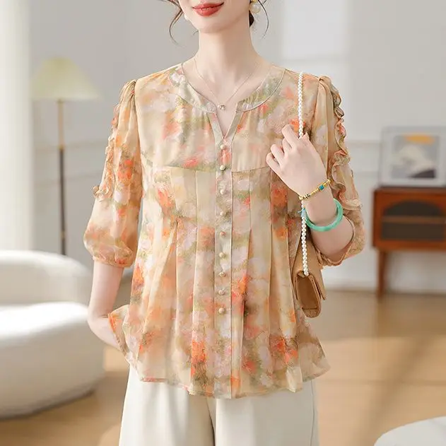 

Middle Aged Women Summer Floral Chiffon Shirt With Short Sleeves Sweet And Lightweight