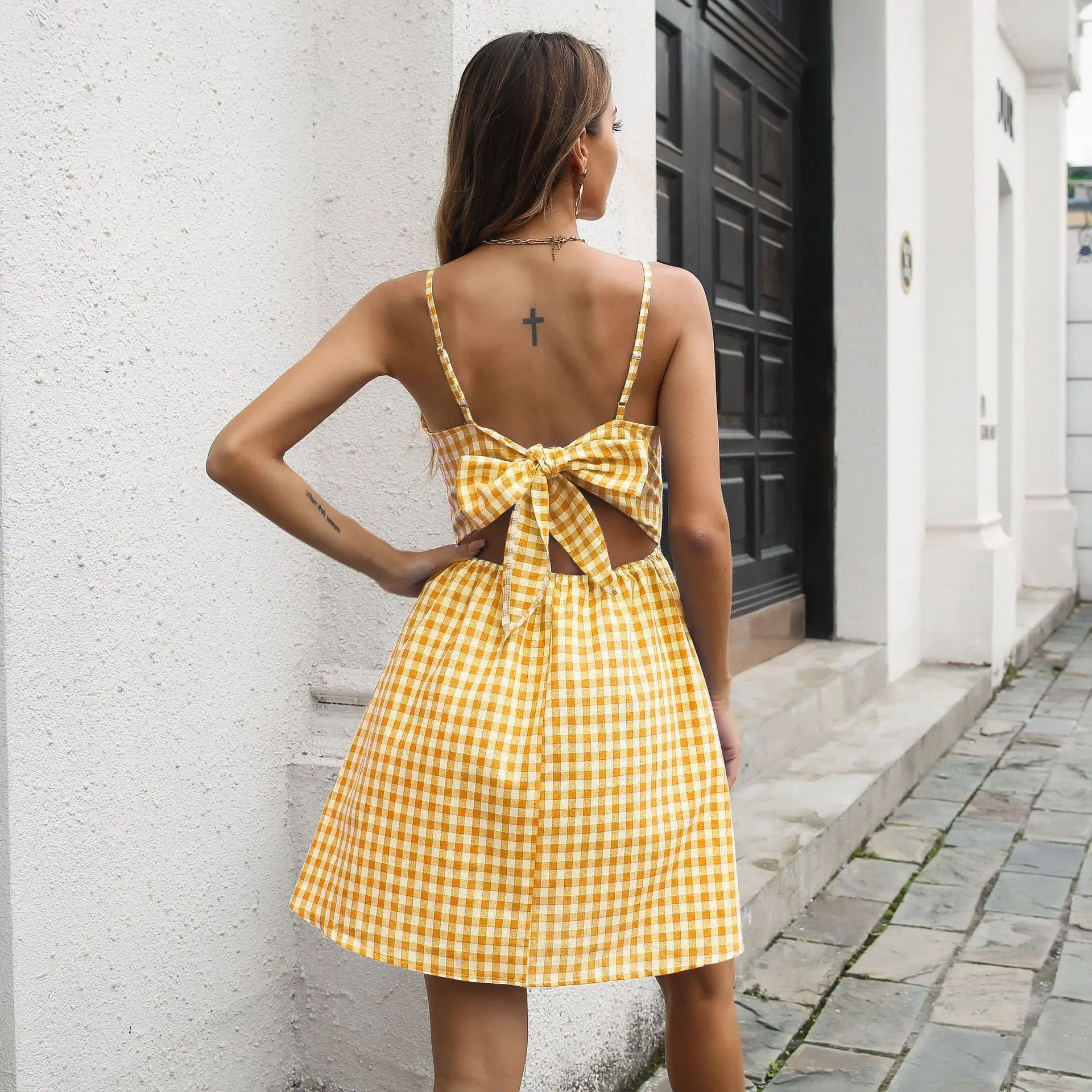 T-shirt en coton et lin à carreaux, col en V, devant bleu, collection d'hiver, mode féminine, fibre de tissu acétate 00%