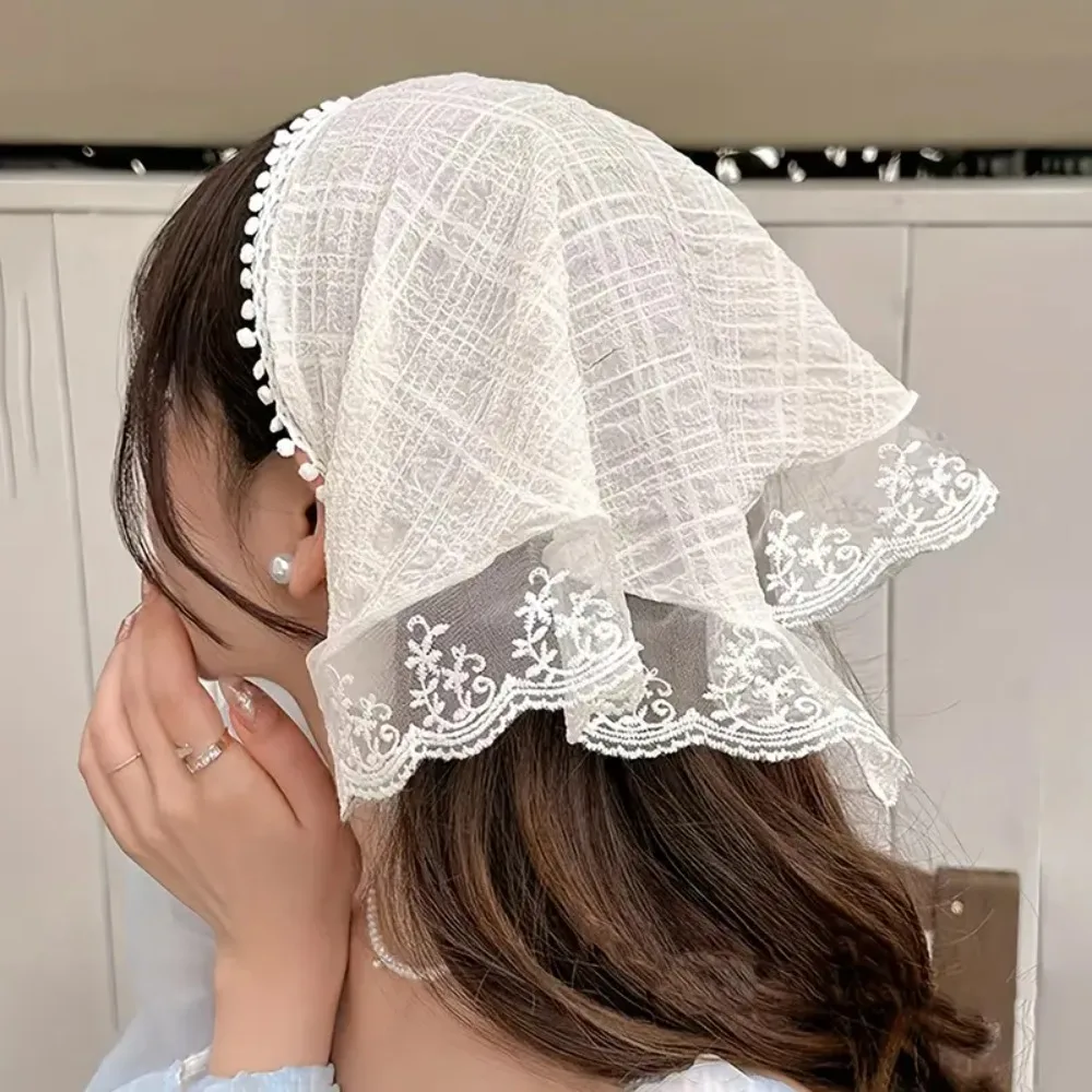 

Elegant Lace Knit Triangle Scarf - Chic Sun Protection Headband for Women, Cute & Sweet Style, Summer, Dopamine, Hairband