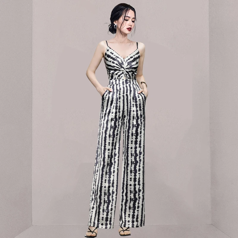 

Сексуальный комплект из двух предметов в полоску с глубоким V-образным вырезом, женский летний модный боди на бретельках, создающий ощущение роскоши, размер S