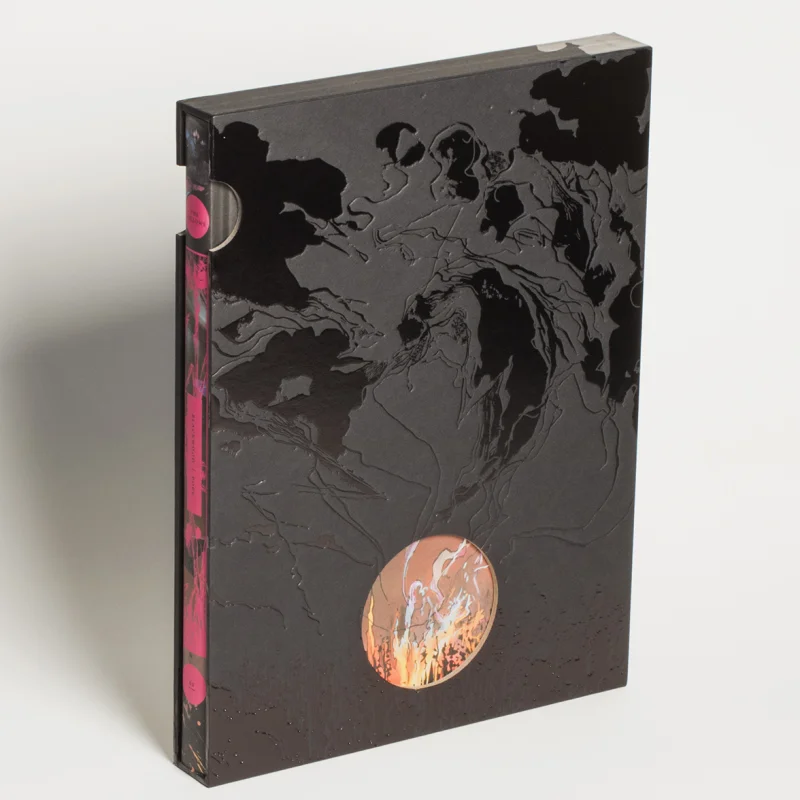 

Книга «Ивовы и другие истории» с подсветкой, алжирн, Блэкд, Пол Папа, улей, 9781948886000