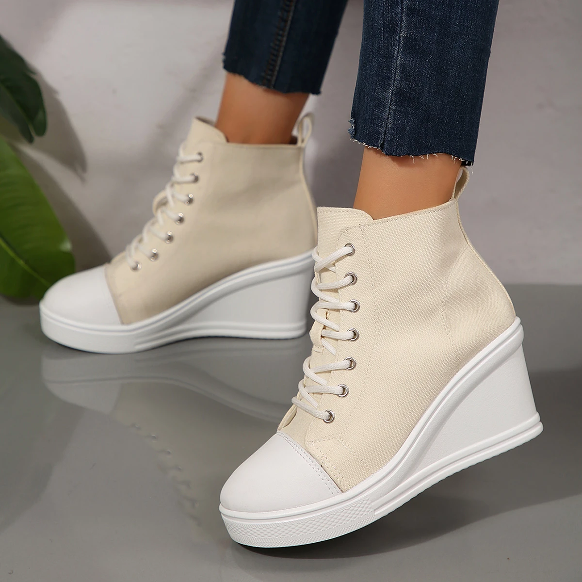 Women Sneakers New Hidden Wedge Invisible Heel Canvas Shoes for Women Wedge Increased Casual Breathable Platform Sneakers Women
