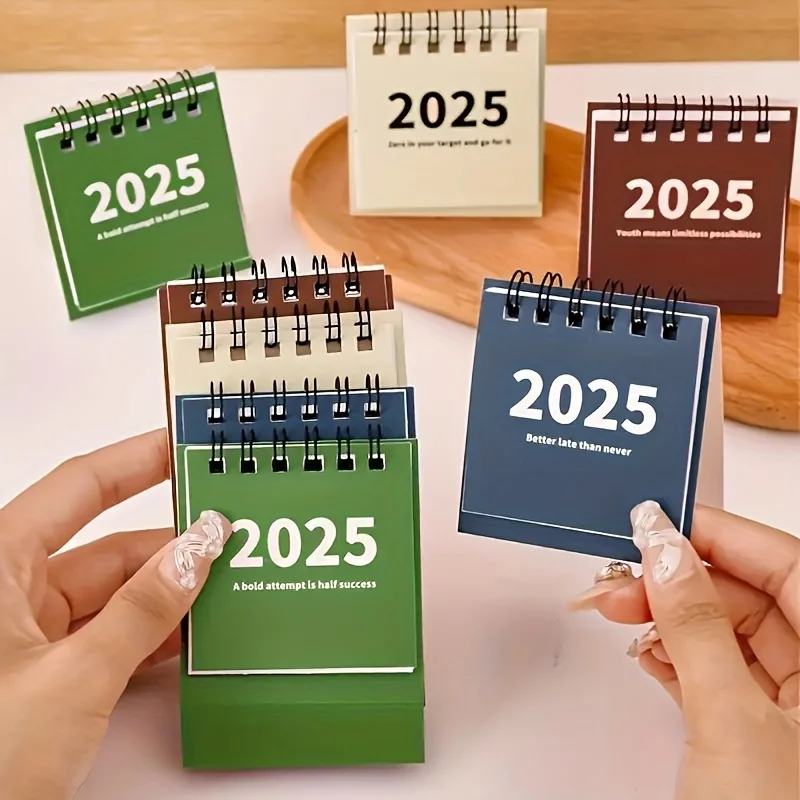 Mini Desktop Calendar (Random Colors), 2025 Mini Portable Pocket Calendar Suitable for Home Office