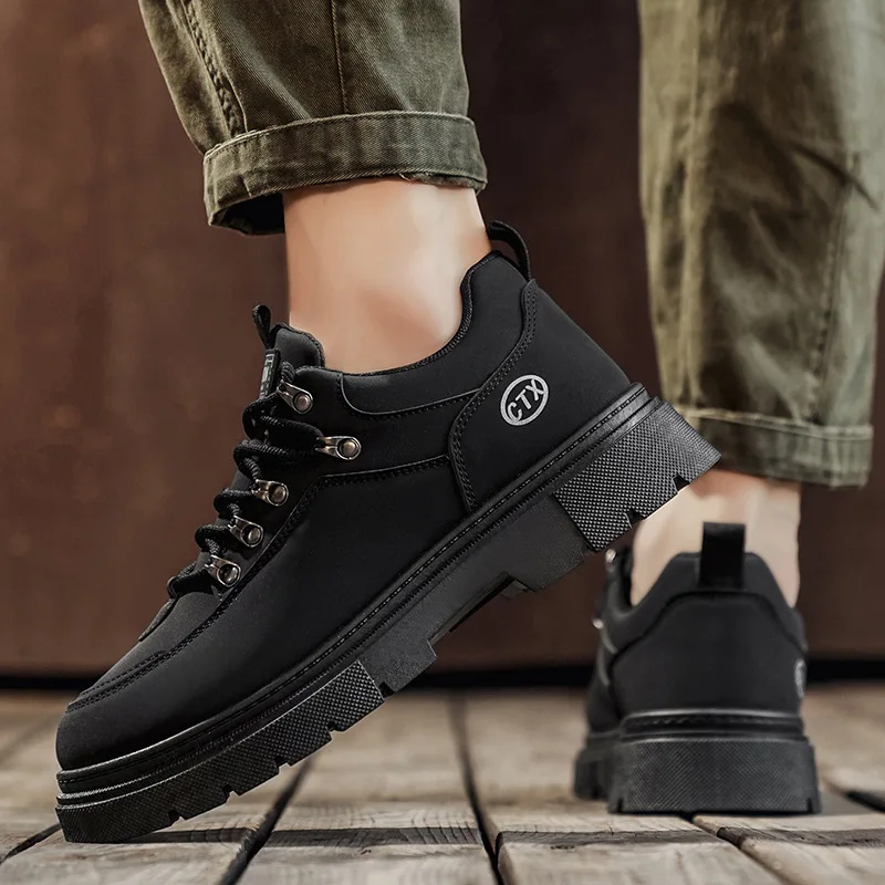 2026 men's shoes British style casual black workwear motorcycle boots height increasing comfortable leather shoes