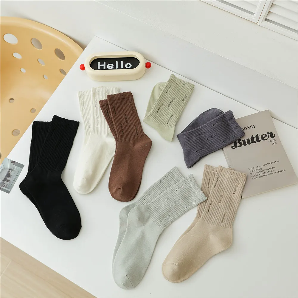 1PR Non-Lost Socks Solid Color Ripped Socks Female Ins Harajuku Style Beggar Socks Bunching Socks Mid-Calf Hole Socks