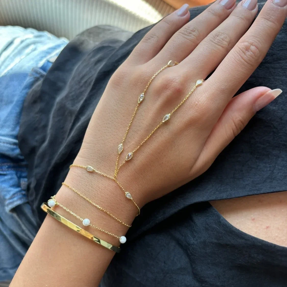2025 New Elegance Fashion Women Hand Chain Bracelet With Ring Gold Color Tear Drop CZ Geometric Jewelry