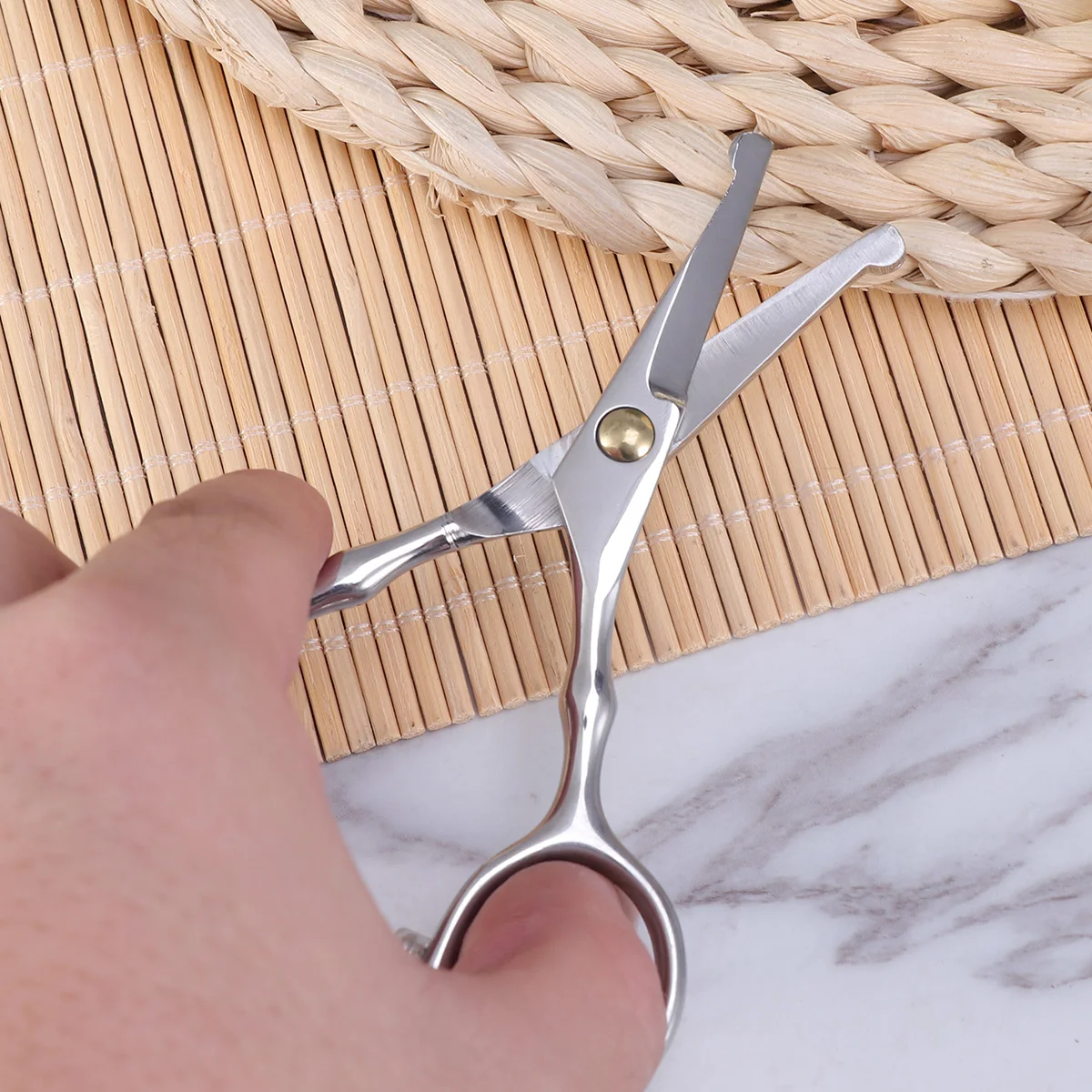 

Stainless Steel Scissors Dog Thinning Trimming Cutting Tools Durable Hardened Silver Color Hairdressing Supplies Animal Grooming