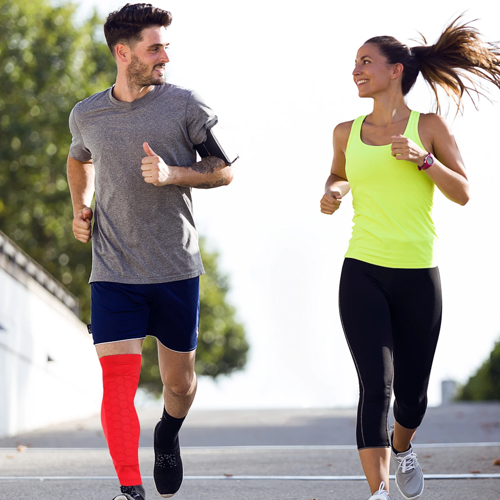 

1Pcs Shin Protector Anti-Collision Sports Leg Guard Honeycomb Pad Breathable Quick Dry Calf Sock Stable Non-Slip Outdoor