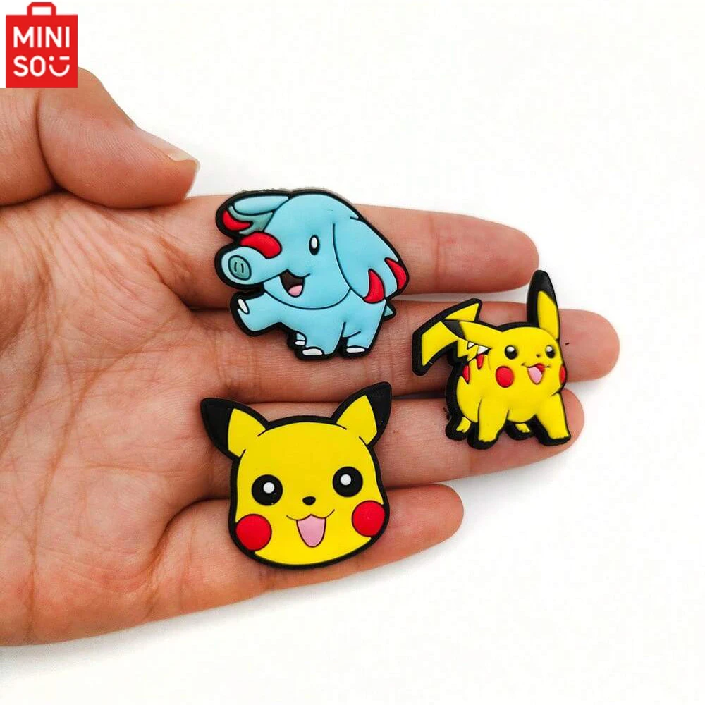 20 stks/set MINISO Leuke cartoon Pokemon Schoen Charmes DIY Schoen Gesp Accessoires PVC Schoen Decoraties Kerstcadeaus