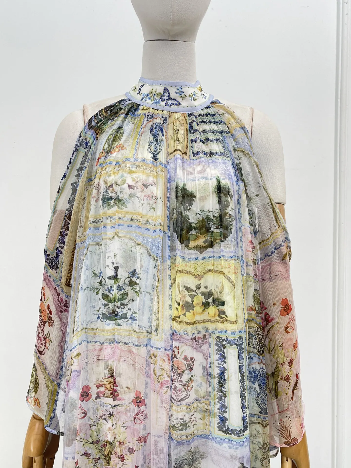 2025 Novo lindo vestido midi com estampa floral verde manga comprida ombro de fora