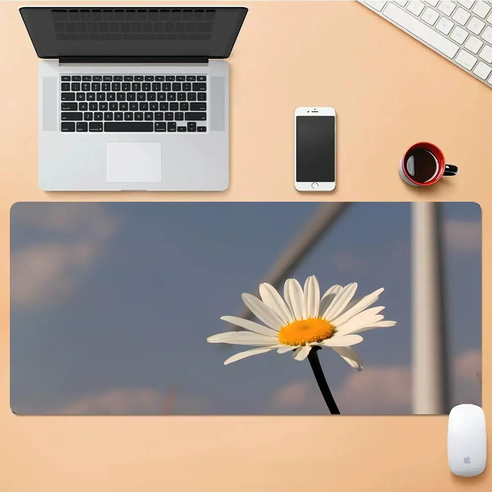 

Small Daisy Mouse Pad Desk Mouse Pad Cute HD Desk Pad Extended Gaming Keyboard Mats Large XXL Gamer Mousepad 90x40