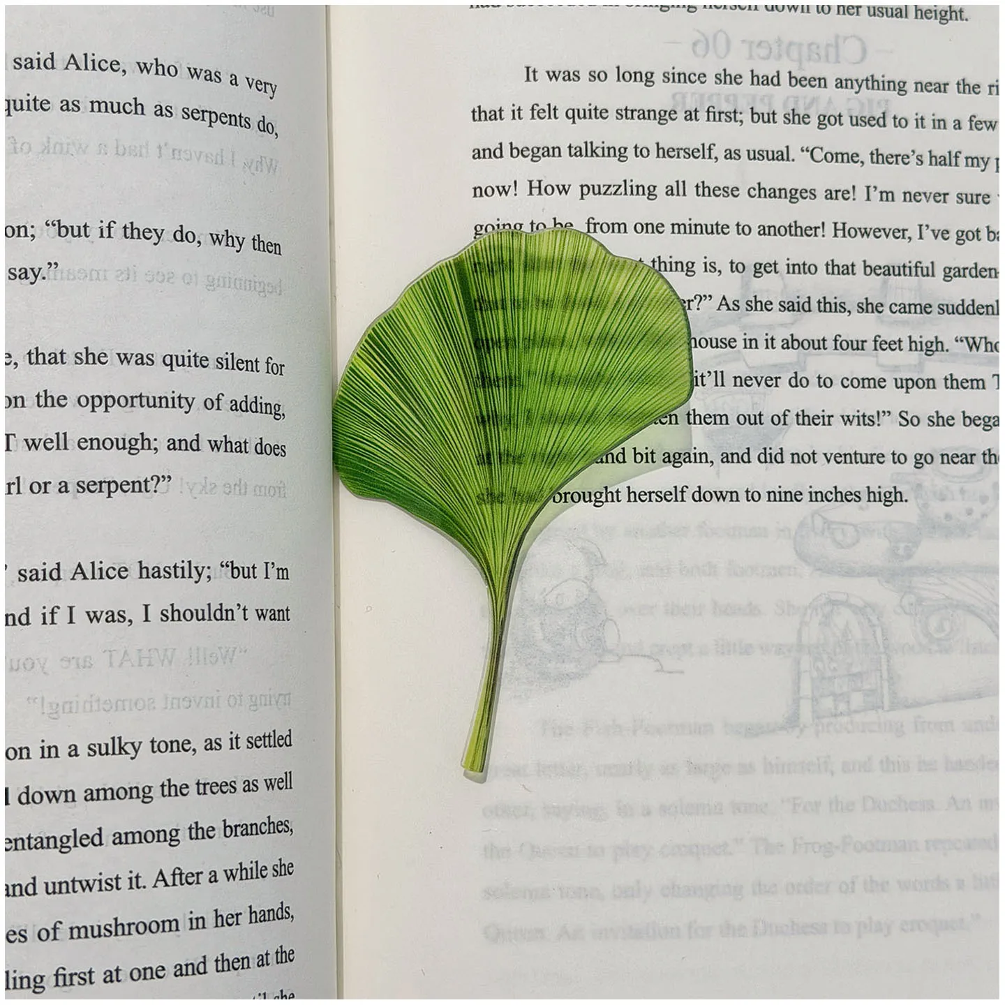 Cute Green Ginkgo Leaves Acrylic Bookmark Exquisite Sweet and Stylish Acrylic Bookmark Translucent Student Reading Marker Card