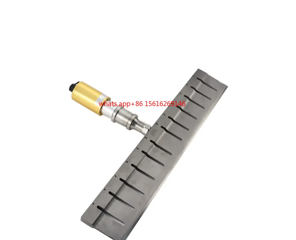 

20kHz 2000watt High Quality Ultrasonic Handheld Food Cutting Knife Cake Cutter Stable Feature