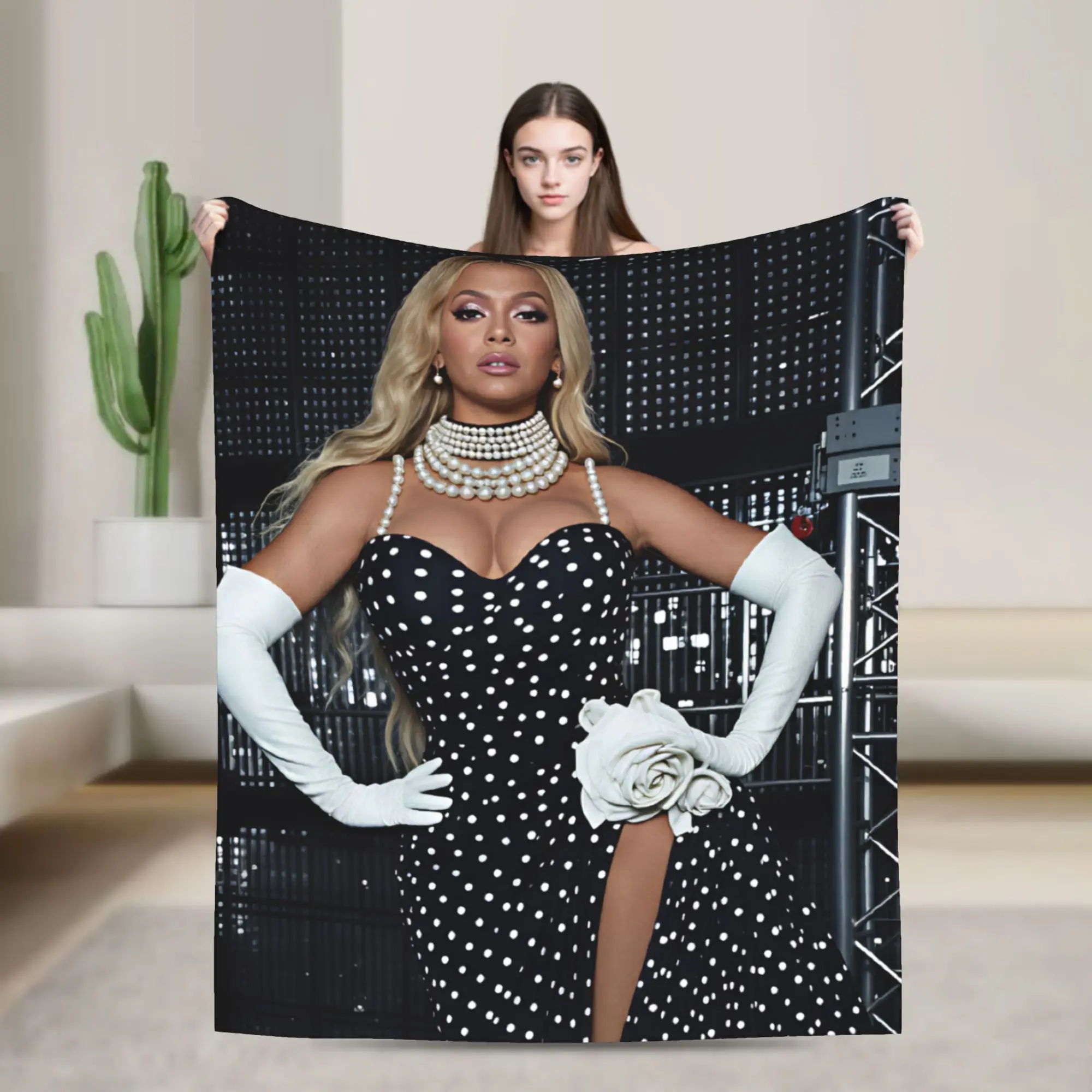 Pop Music Beyonce  Plush Blanket Kids  Flannel Throw Blanket For Living Room Warm Custom Quality Bedspread Birthday Gift