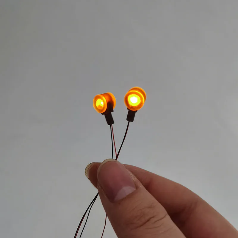 Feux de position LED jaunes, accessoires de voiture, iode, feu de largeur pour camion RC 1/14 Tamiya SCANIA 770S VOLVO BENZ MAN TGX, 2 pièces