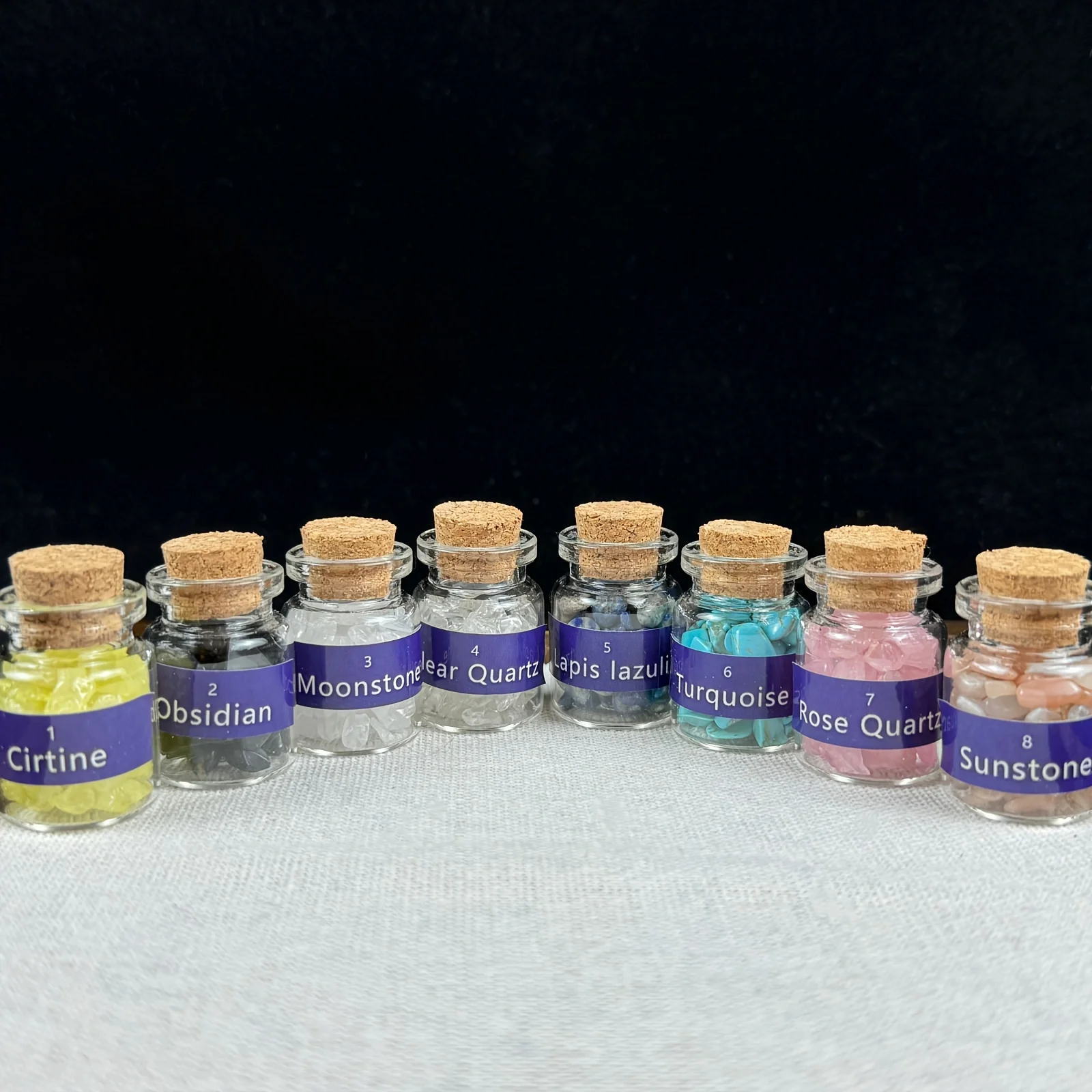 Natural Stone Small Bottles in Various Materials, Suitable for Collection, Teaching Purposes, Decorative Items, Holiday Gifts