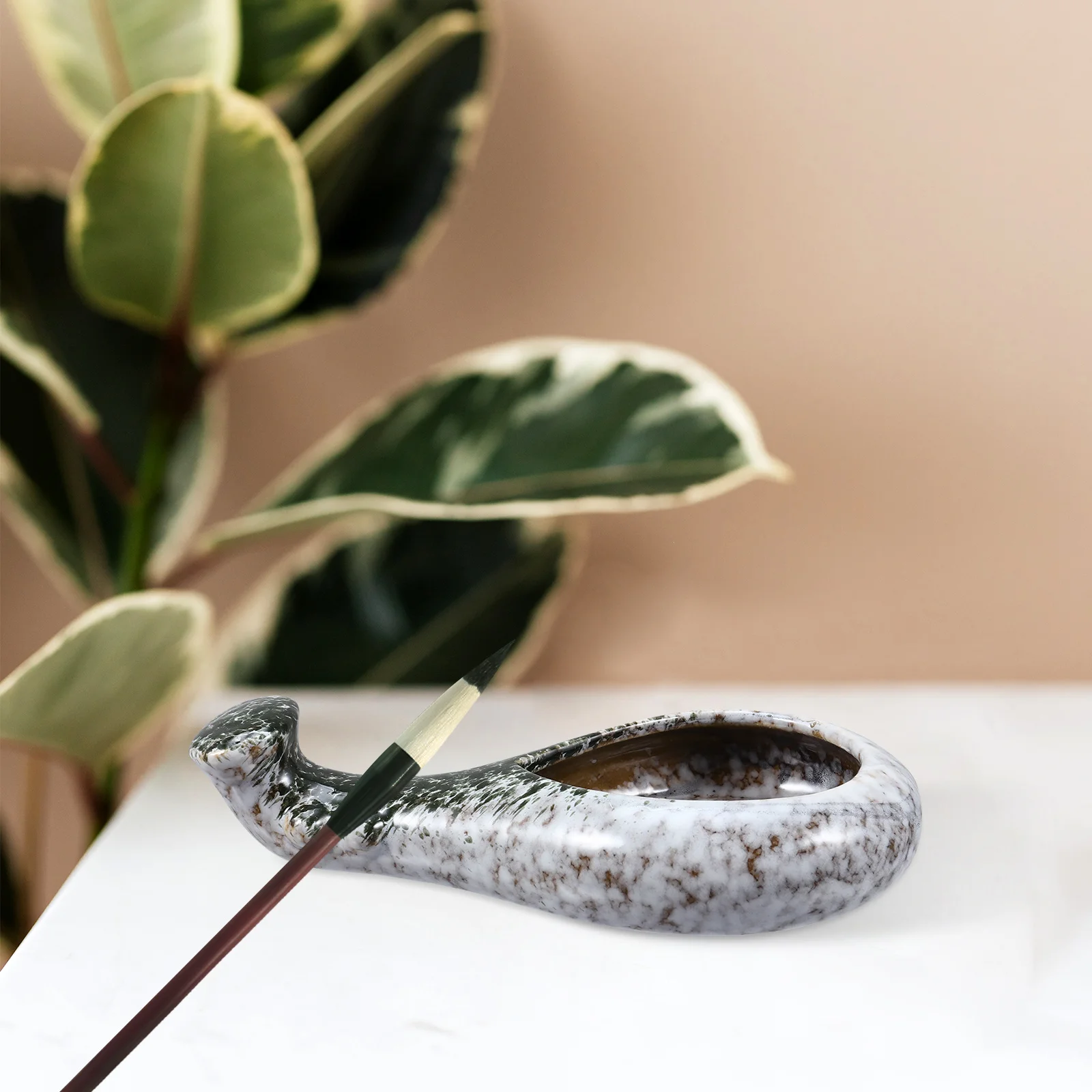 

1Pcs Calligraphy Ink Dish Ceramic Inkstone Tray for Painting Pen Writing Tool High-Quality Craftsmanship Fade-Resistant Surface